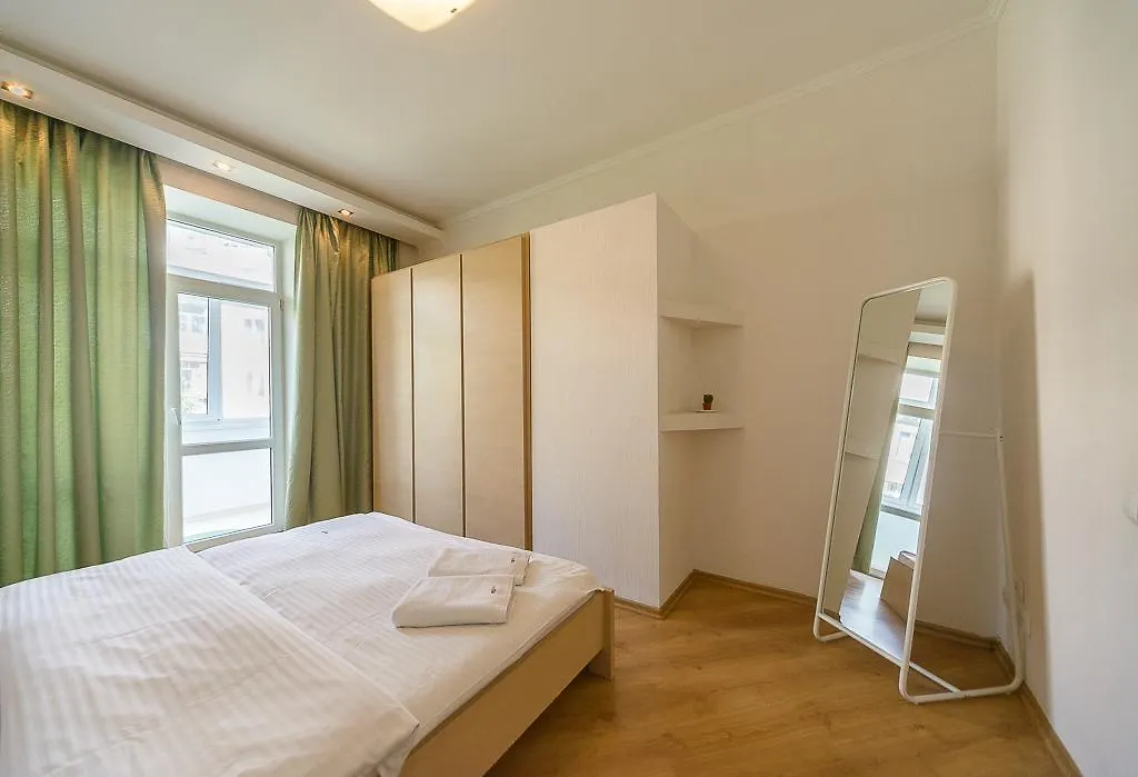 911Flat Appartamento Kiev
