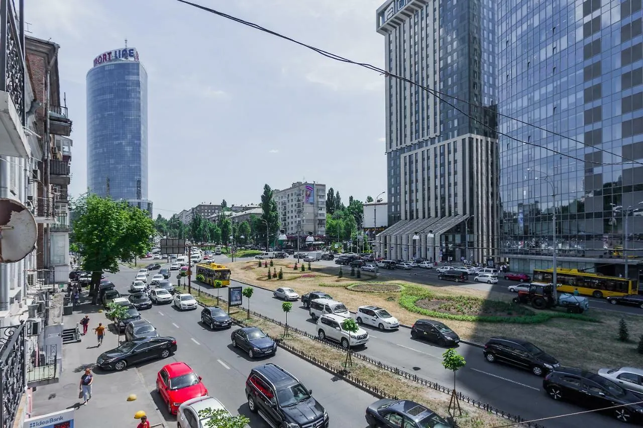 911Flat Appartamento Kiev